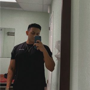 Meet your Posher, Elton